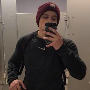 Meet your Posher, Brandon